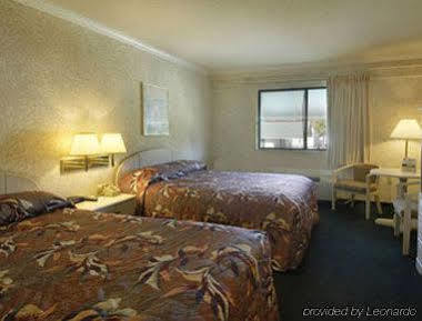 Howard Johnson Inn Tybee Island Savannah Ga Room photo
